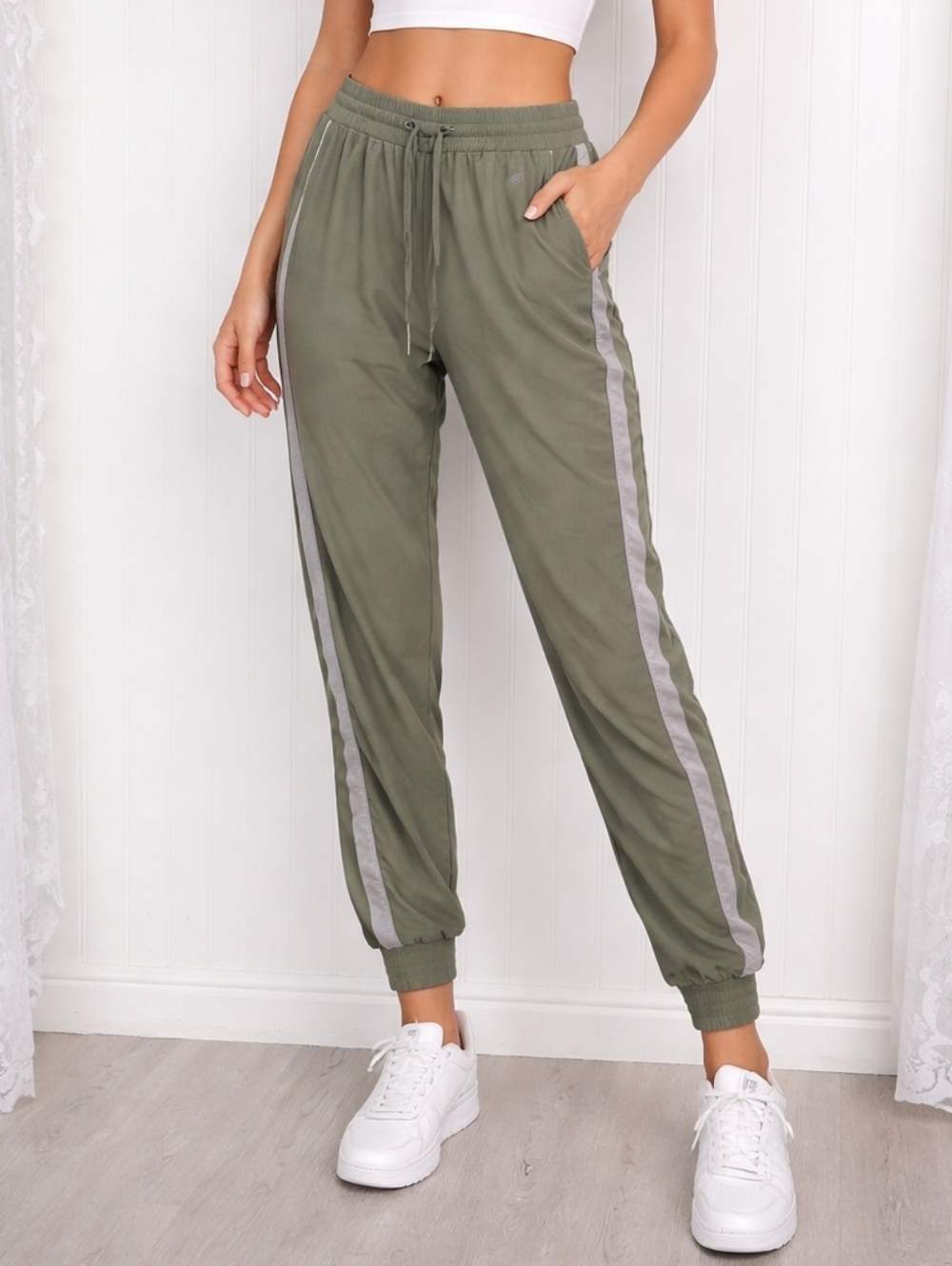 GAP FIT Olive Side-Stripe Jogger Pants Sz S